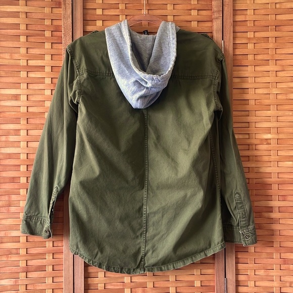 H&M Green Utility Jacket - Picture 2 of 2